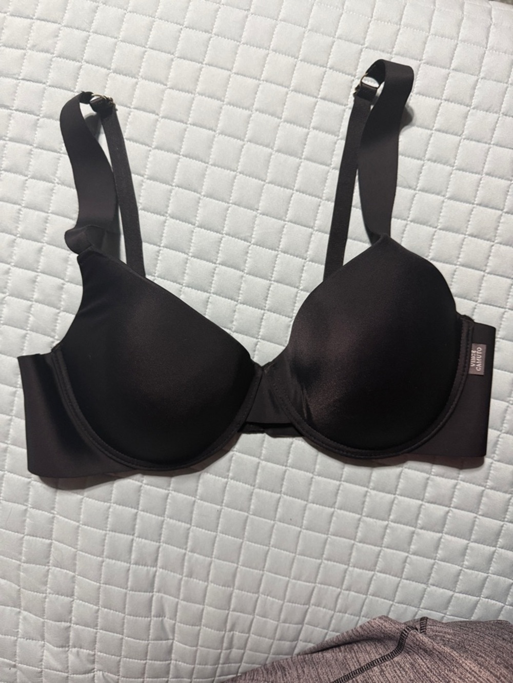 NWOT Vince Camuto Black Smooth Molded Underwire Bra 38D